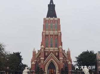 估计海南难得的阴天下雨被我们赶上了，私家车才能上岛
