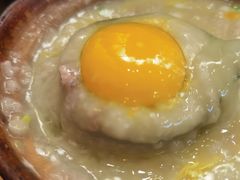 -何妹湿辣牛肉·粤式烧烤砂煲(桂雅路店)