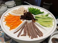 -云海肴·汽锅鸡·云南菜(天山百盛优客店)