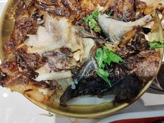 -嗨辣小聚·盘锦河蟹·海鲜烧烤龙虾(盘锦十年好店)