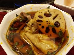 -山城年华老火锅(玉林店)