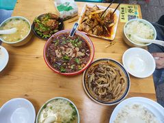 -朱大嘴肥肠血旺(福字街店)