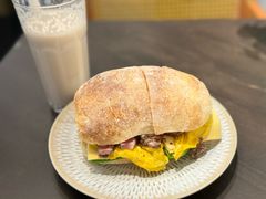 -ommo cafe(半岛城邦店)