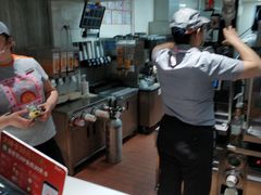 -肯德基(东安路站店)