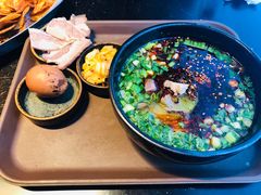 -臻老板牛肉面(光华路SOHO店)