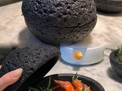 脆皮大红袍椒香乳鸽-辛香汇·现炒川菜(淮海路百盛店)