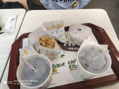 -华莱士·炸鸡汉堡(蜜欢购物店)