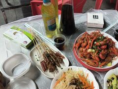 -老街烧烤大排档·地道湖北菜·龙虾馆(汉口火车站店)