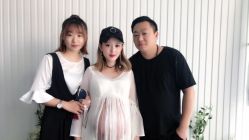 点击看大图 -十孕纪高端孕妇亲子摄影