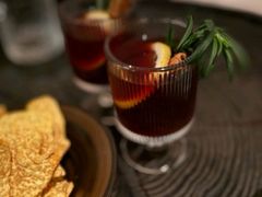-Hideout Hookah Lounge·隐觅地