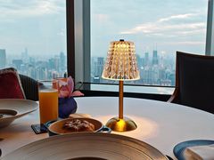 -FLAIR顶层餐厅酒吧(浦东丽思卡尔顿酒店)