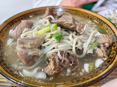 -陕北农家小吃风干羊肉剁荞面