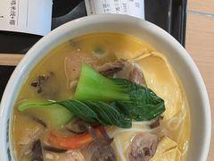 -蒙自源米线大王(东站店)
