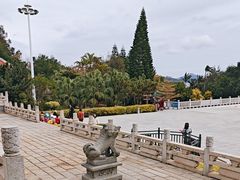 -东山风动石景区