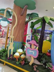 -纽西卡汽车小镇(大悦城店)