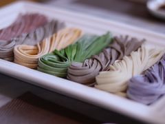 七彩面-虾佬圣汤