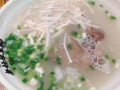 -熊大师牛羊粉(红谷凯旋店)