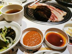 老白吾桑格-本家韩国烤肉(青岛万象城店)