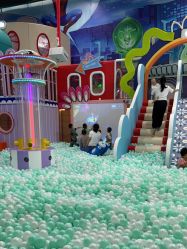 -爱丽丝奇幻乐园