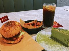 -必胜客(滨江店)