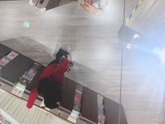 -钟书阁(群光广场店)