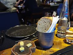 餐前包-AZUL by FUEL蓝色·法式酒馆(琶醍店)