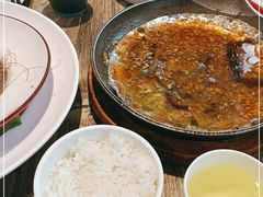 -香山湖家家宴(中山陵店)