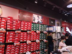 -PUMA品牌自营折扣店(百联奥特莱斯店)