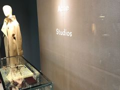 -Acne Studios(芮欧百货店)