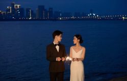 -雪中彩影婚纱摄影·微光艺术中心