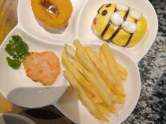 -老牌坊云南鱼豆花火锅(哈西万达店)