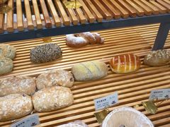 -焙丽拾光(麦凯乐直营店)