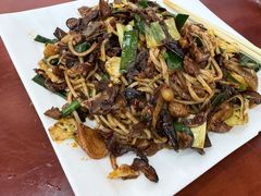 炒饵丝-巍山𤆵肉饵丝
