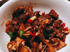 -老湖南民间菜·牛肉十八炒(花都店)