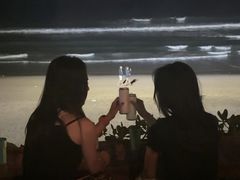 -FINNS Beach Club