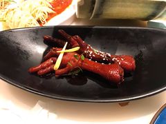 吮指鸡爪-桂满陇天书(南京德基旗舰店)