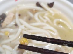 -文山荷鲜居(翠湖店)