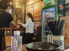 -功德林(南京西路店)