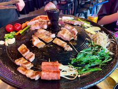 -豚豚家돈돈가韩国锅盖烤肉(新北万达店)