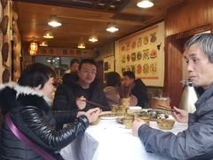 等位区-华光驿站私房菜·黑金冠