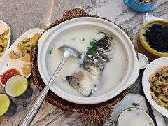 天目湖砂锅鱼头-紫藤园·天目湖大鱼头(南山竹海店)