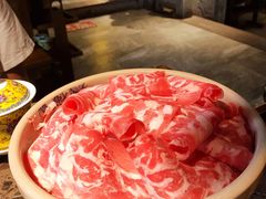 精品肥牛-小龙坎火锅(好世界店)