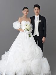 -索菲亚婚纱摄影