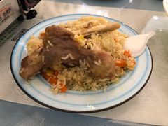 -马尔龙新疆饭店·清真(瑞景店)