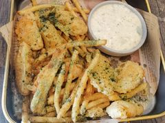 -HIGH FIVE哈福手工汉堡(桂林路店)