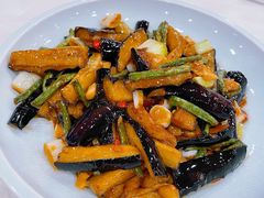 -鑫巴蜀小镇 · 水煮鱼专研店(玉桥店)