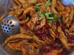 -鸡遇虾煲干锅火锅(小寨金莎店)