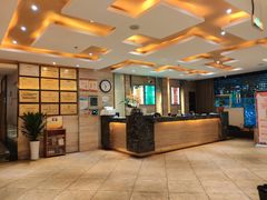-金色印象·4K影院式足体养生(南坪桃源店)