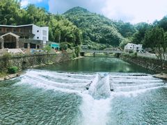 -宁波余姚老柿林山居度假村
