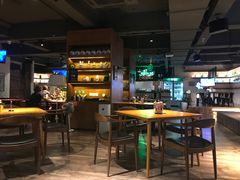 大堂-JINNS锦时 steak&pizza(浸信会礼拜堂旧址店)